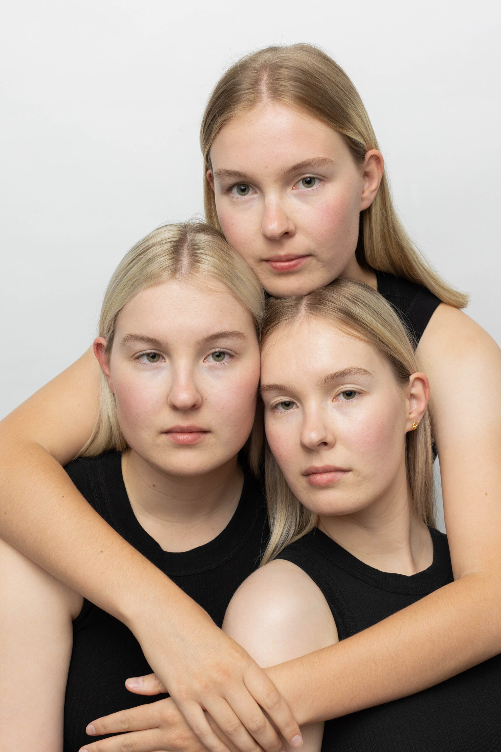 Triplet Sisters – Portrait Photography